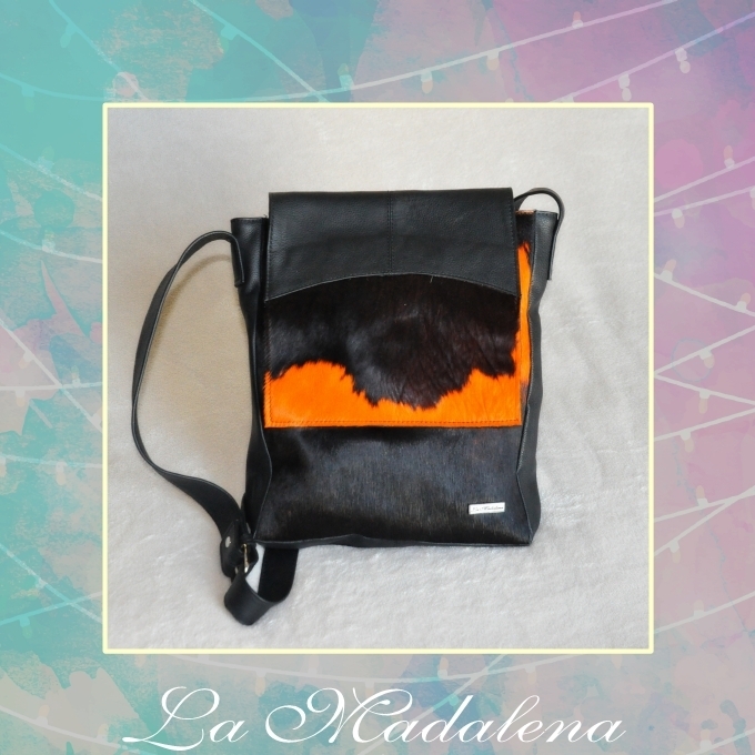 9413 Calf-hair leather shoulder bag, black and orange, black border, Unique item